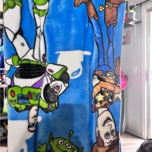 NWT Toy Story Plush Throw Blanket with Buzz & Woody